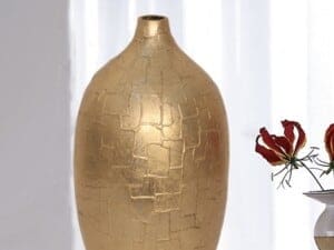 Gold Leaf on a Vase - Mondoro
