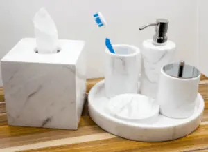A White Alabaster Bath set