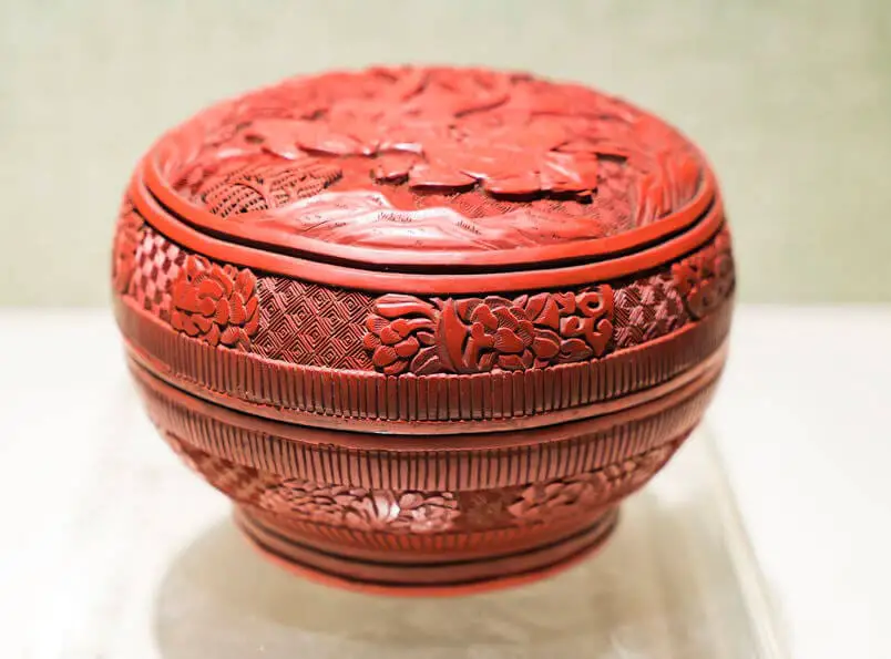 Red Carved Lacquerware Bowl 