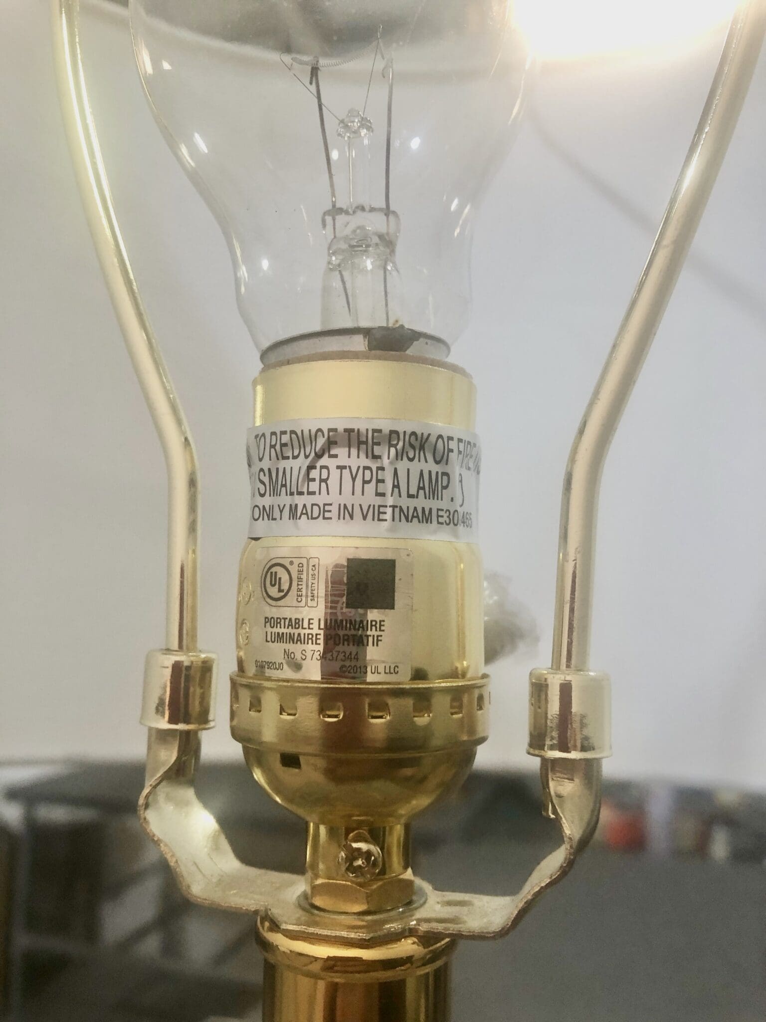 Meaning Of The Incandescent Wattage Sticker On Your Lamp Socket Mondoro