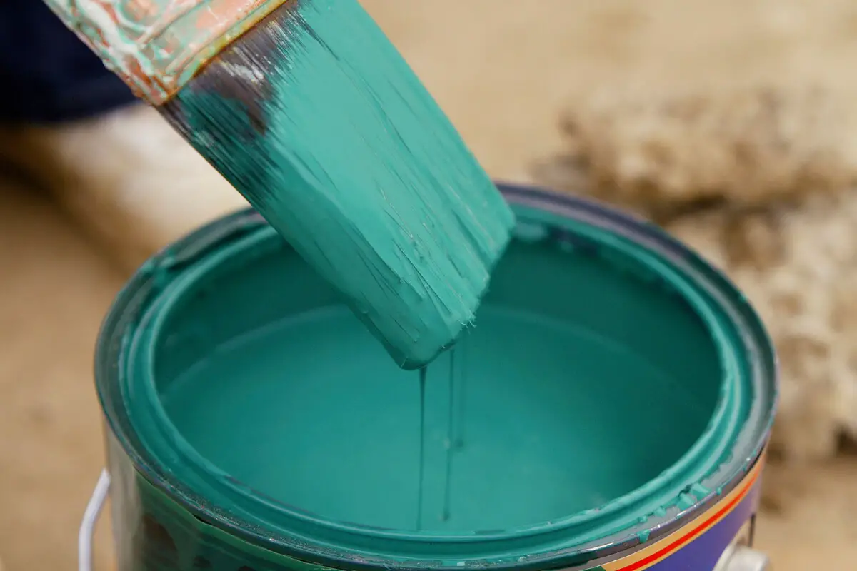 Latex Paint Vs. Acrylic Paint 20 Key Differences Mondoro