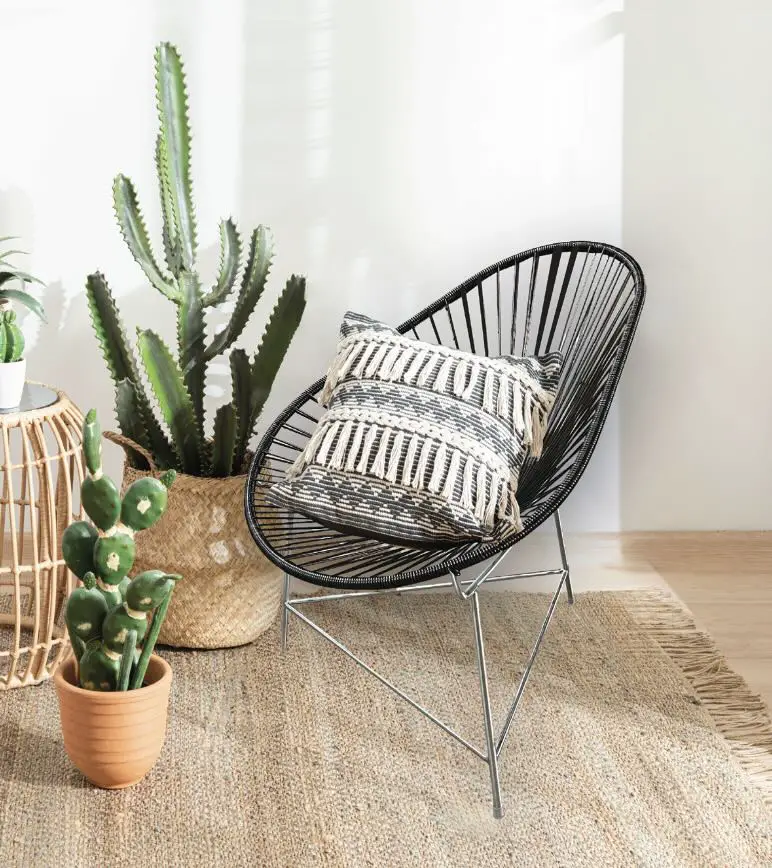 Synthetic Rattan Chair in Natural Home Decor Design